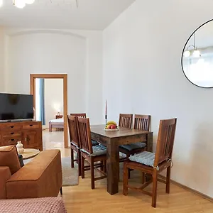 navštívit hotel